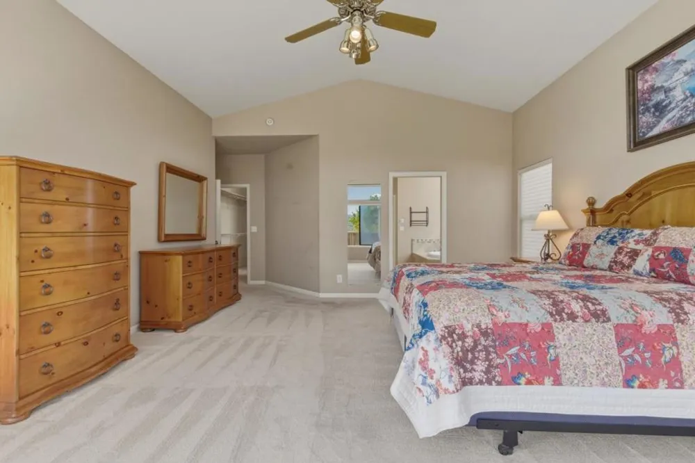1290 Sonnys Way Hollister, CA 95023