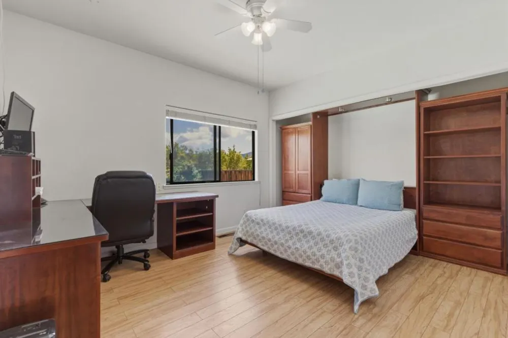 1290 Sonnys Way Hollister, CA 95023