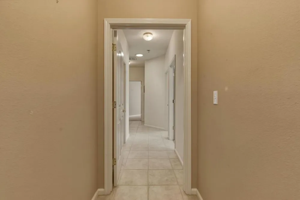 1290 Sonnys Way Hollister, CA 95023