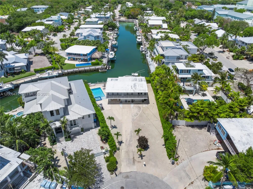 200 Plantation Shores Dr Tavernier, FL 33070
