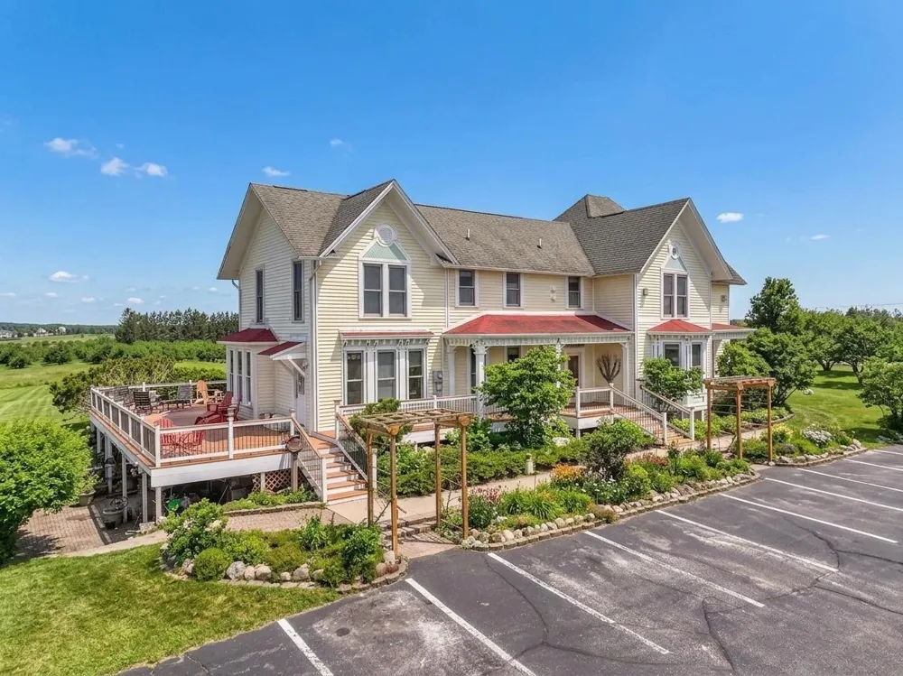 7710 US-31 N Acme Township, MI 49690