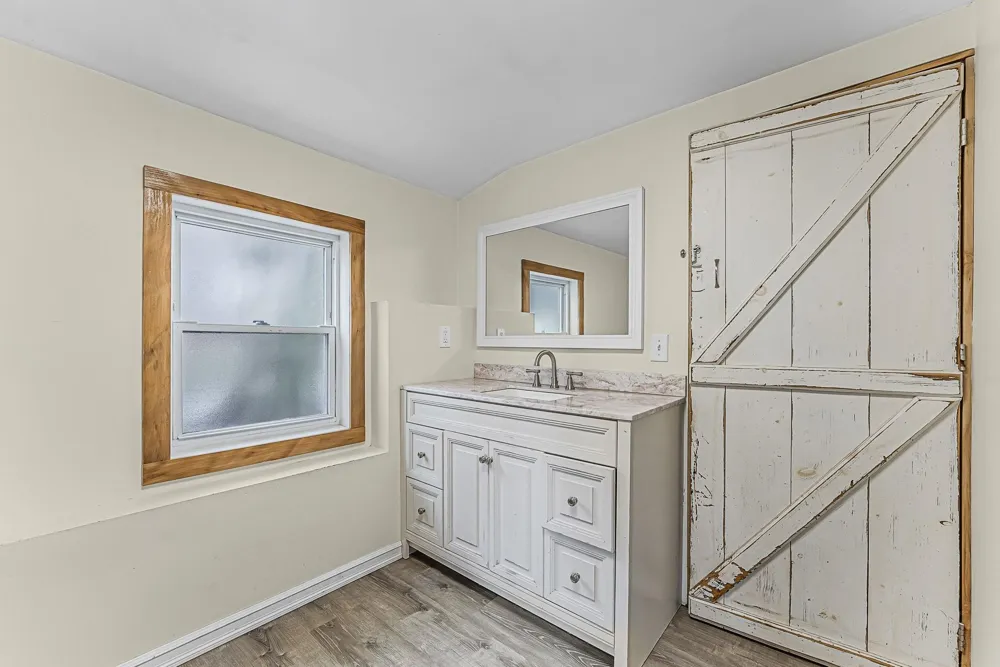 7710 US-31 N Acme Township, MI 49690