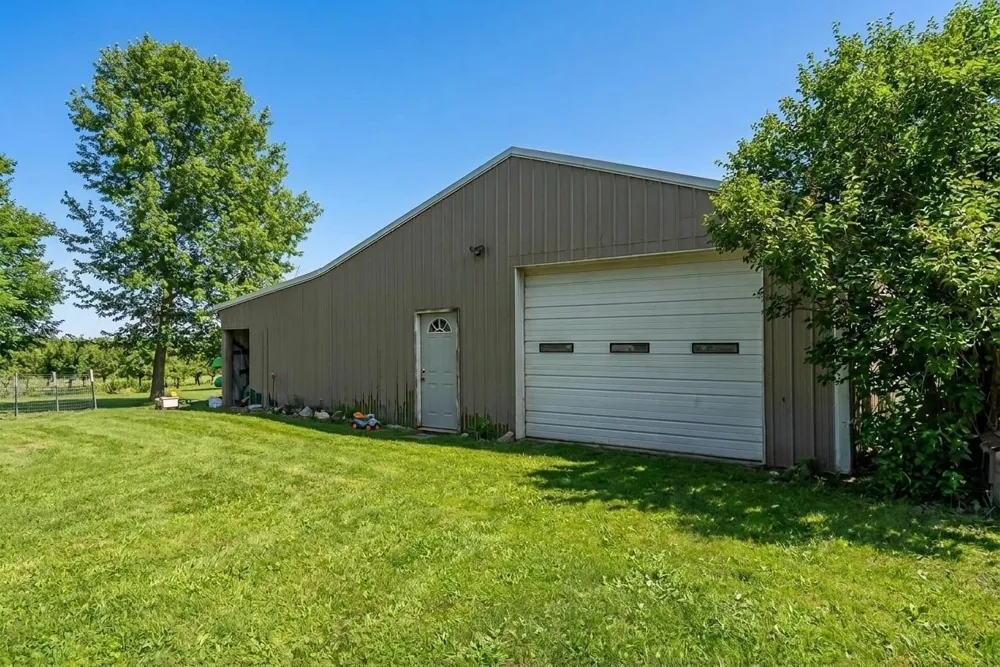 7710 US-31 N Acme Township, MI 49690