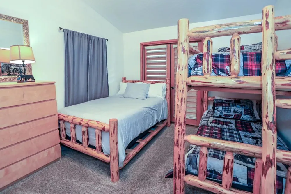 42638 Moonridge Road Big Bear, CA 92315