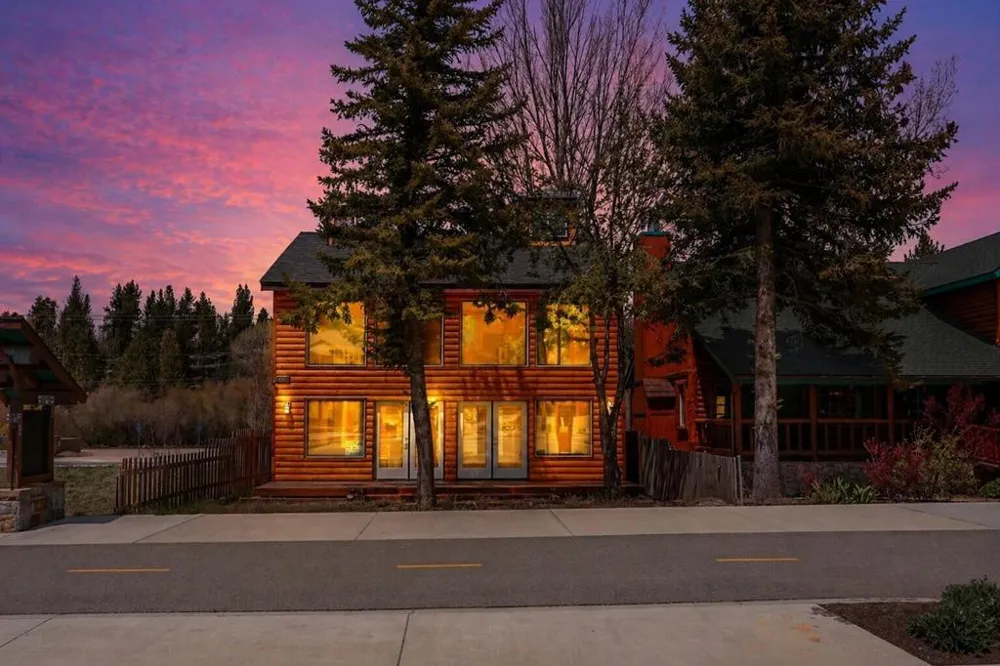 42638 Moonridge Road Big Bear, CA 92315