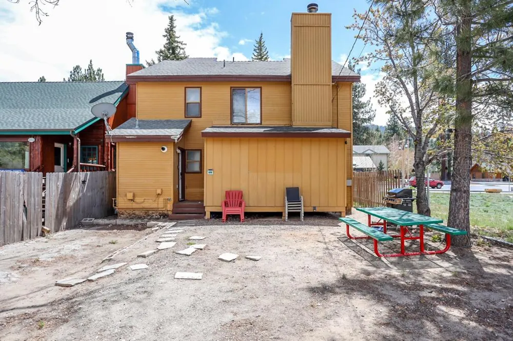 42638 Moonridge Road Big Bear, CA 92315
