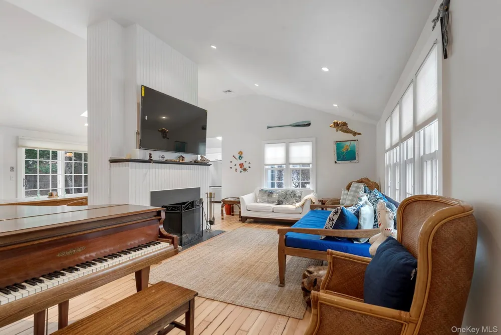 30 Sagg Road Sagaponack, NY 11962
