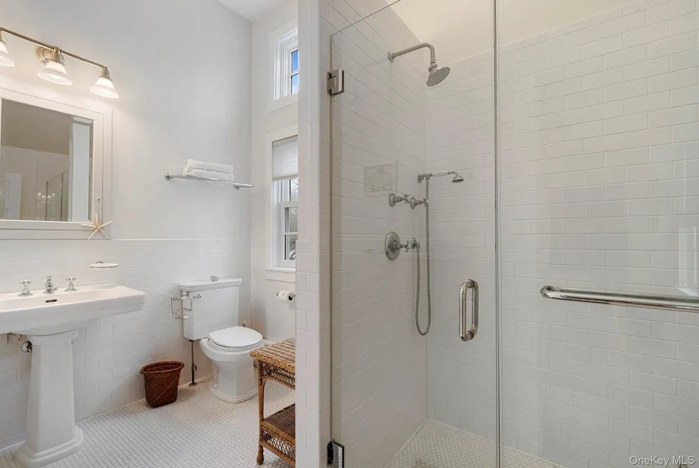 30 Sagg Road Sagaponack, NY 11962