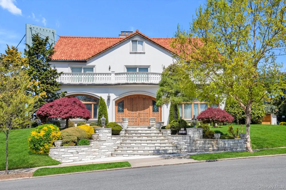 118 Malba Drive Malba, NY 11357
