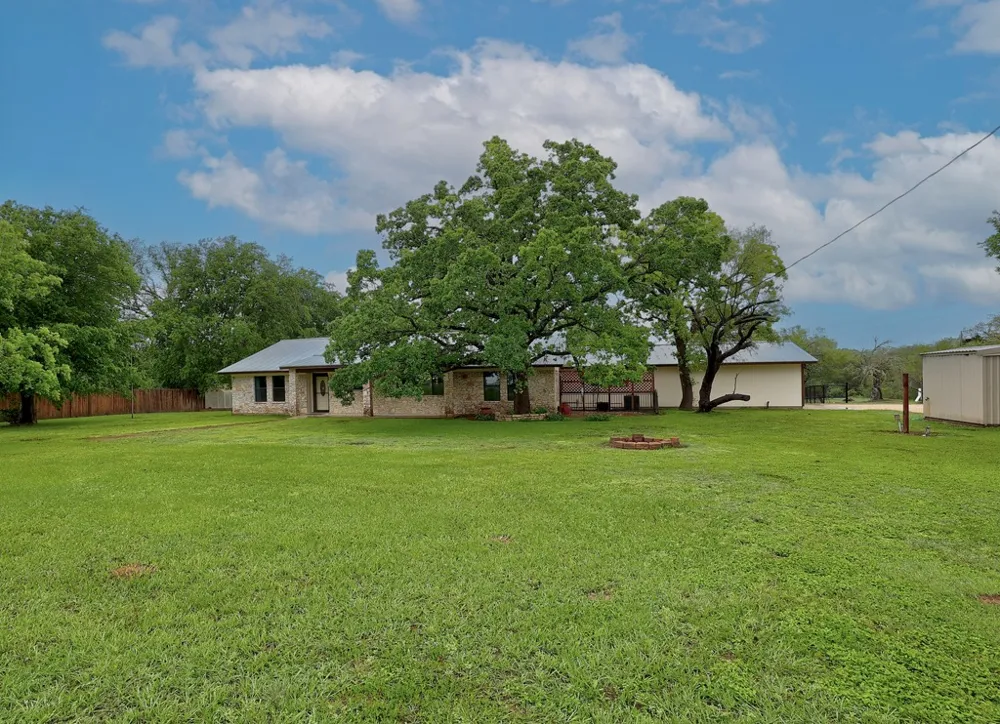 986 Shiloh Road Bastrop, TX 78602