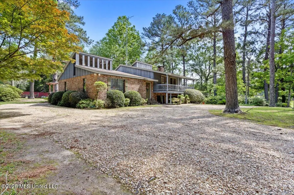 121 Cemetery Road Tylertown, MS 39667