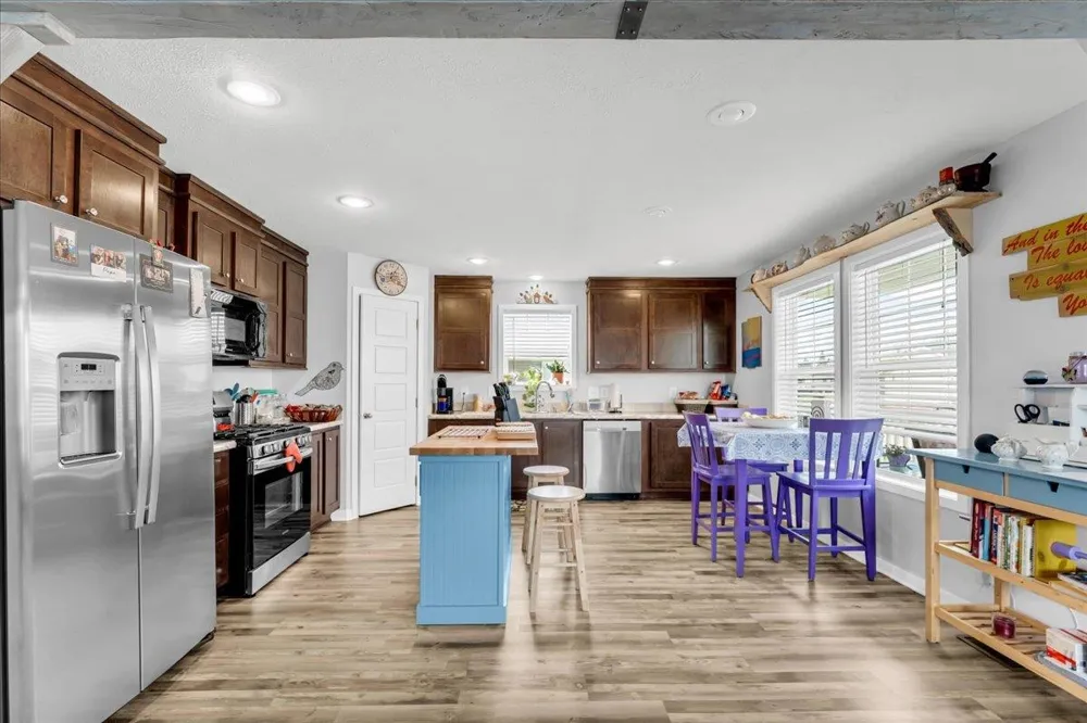 37112 Grindstone Trail Lenox Township, MI 48048