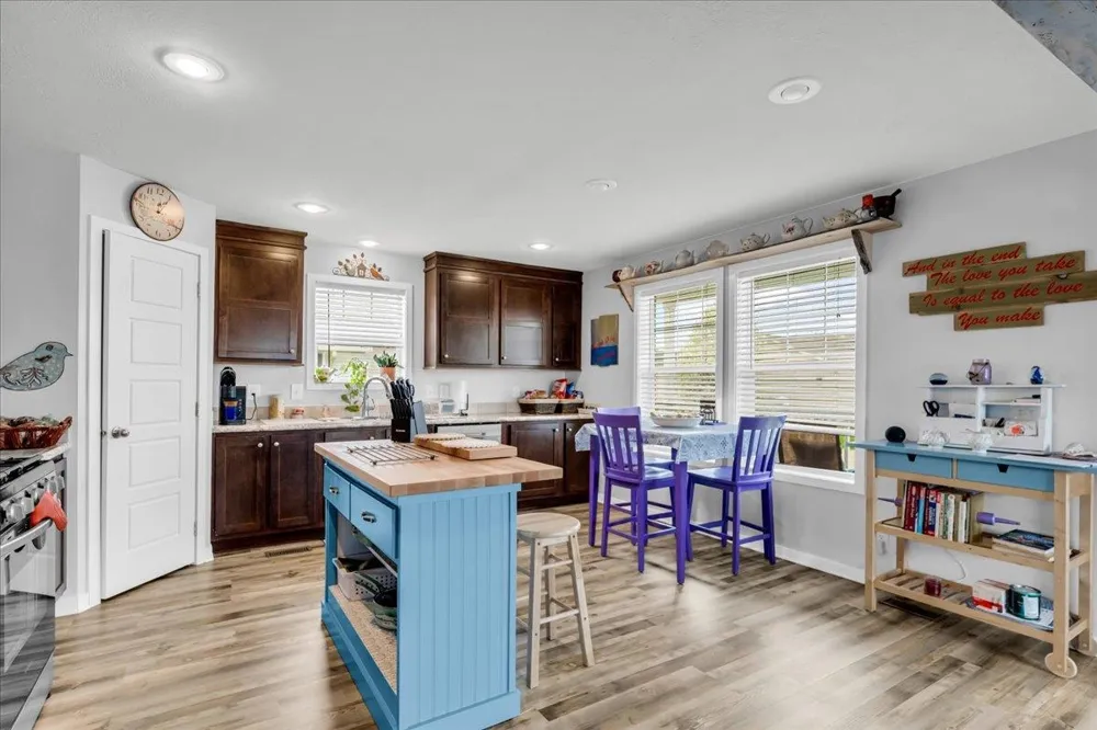 37112 Grindstone Trail Lenox Township, MI 48048