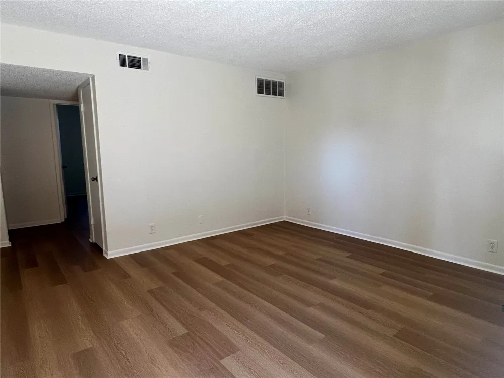 1410 W North Loop Boulevard #102 Austin, TX 78756