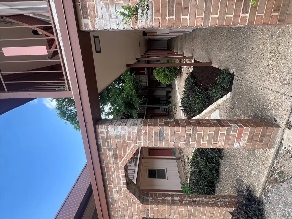 1410 W North Loop Boulevard #102 Austin, TX 78756