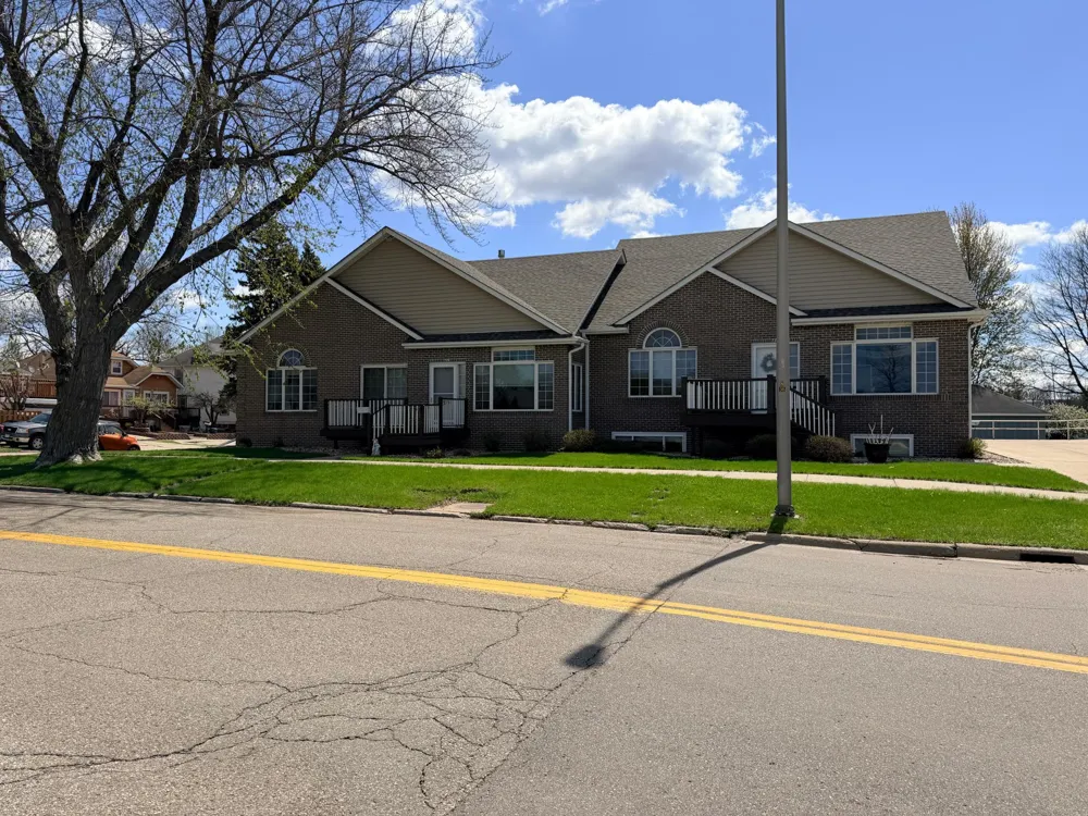 726 3rd Avenue Worthington, MN 56187
