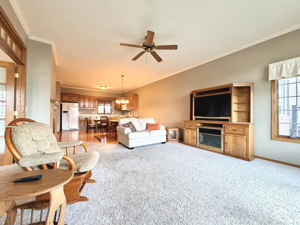 726 3rd Avenue Worthington, MN 56187