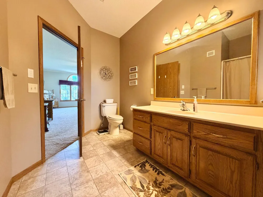 726 3rd Avenue Worthington, MN 56187