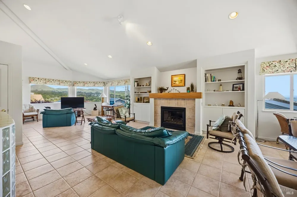 2035 Sandpiper Court Bodega Bay, CA 94923