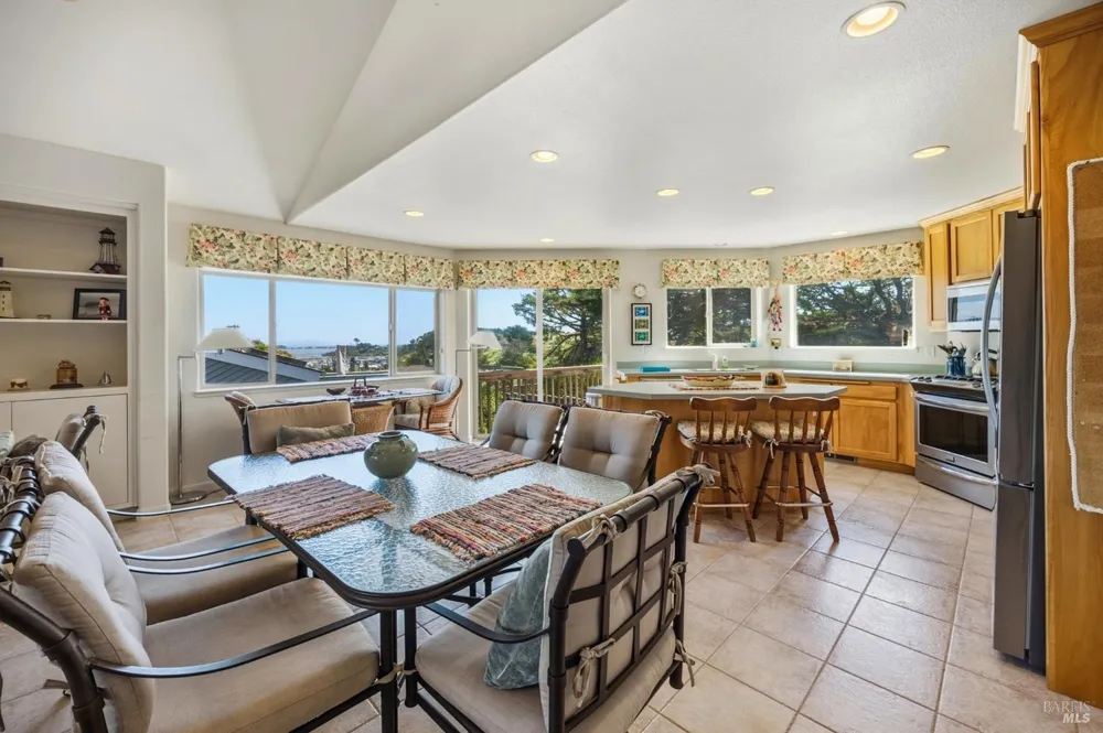 2035 Sandpiper Court Bodega Bay, CA 94923