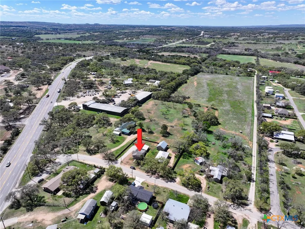 103 N Avenue Q Johnson City, TX 78636