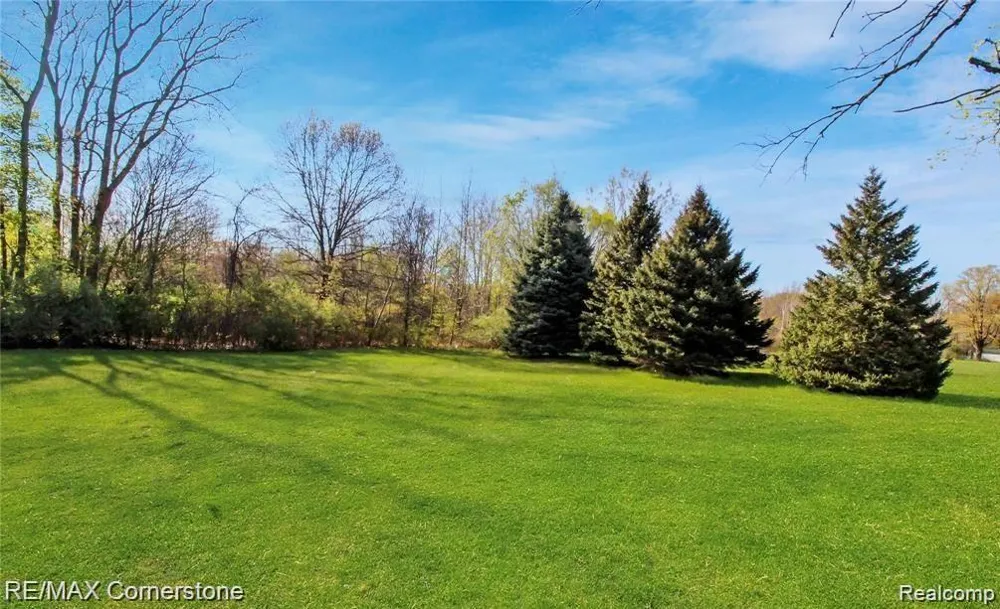 Wayne Rd Romulus City, MI 48174