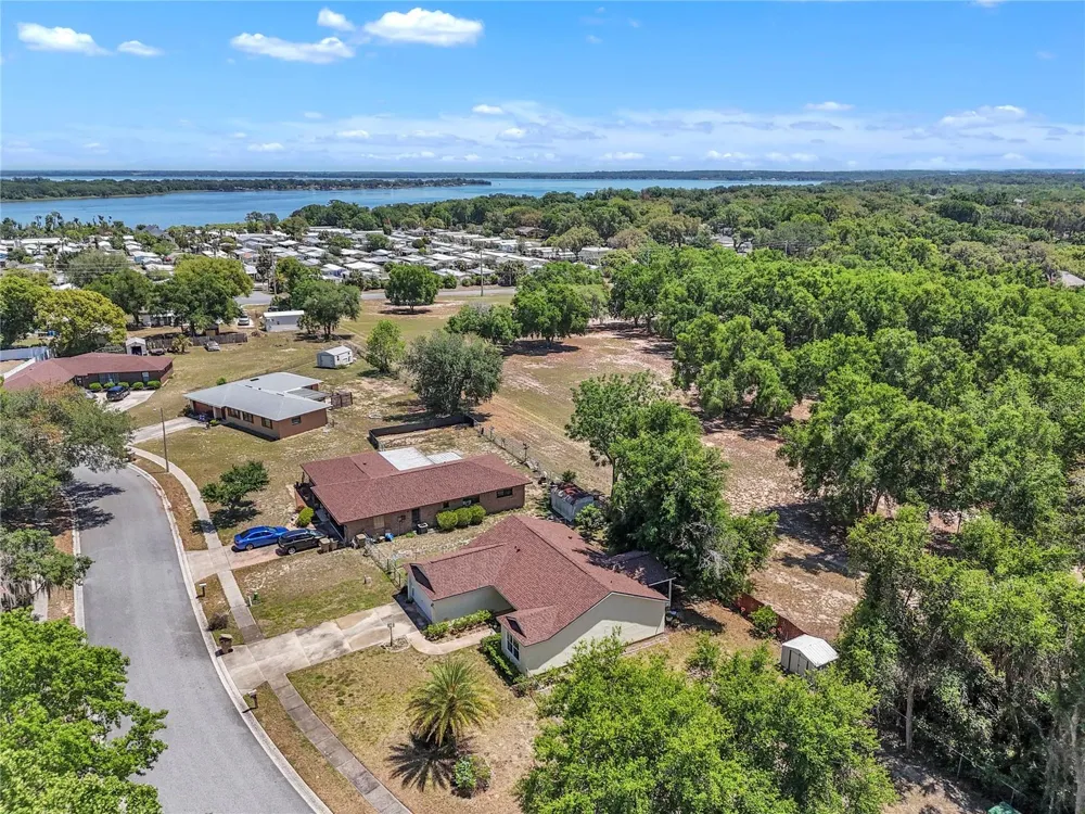 3624 TROUT AVENUE Fruitland Park, FL 34731