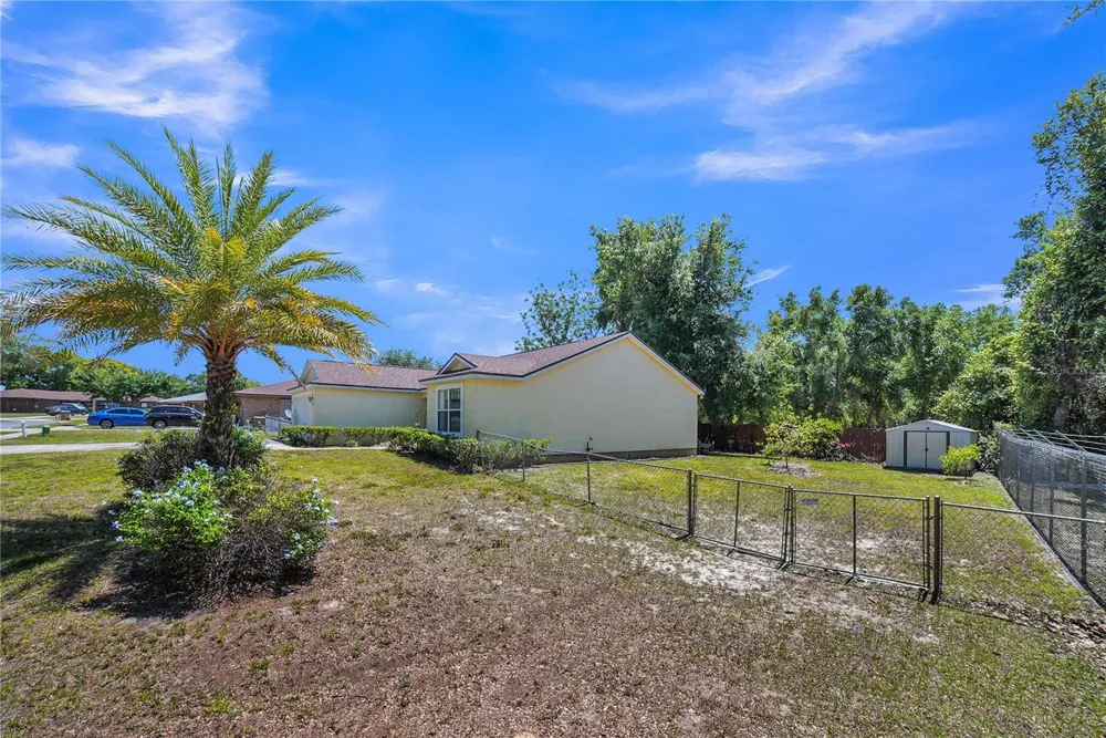 3624 TROUT AVENUE Fruitland Park, FL 34731