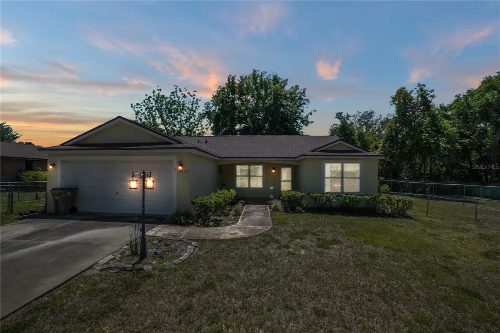 3624 TROUT AVENUE Fruitland Park, FL 34731