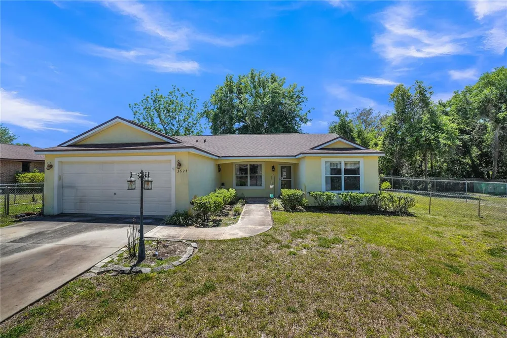3624 TROUT AVENUE Fruitland Park, FL 34731