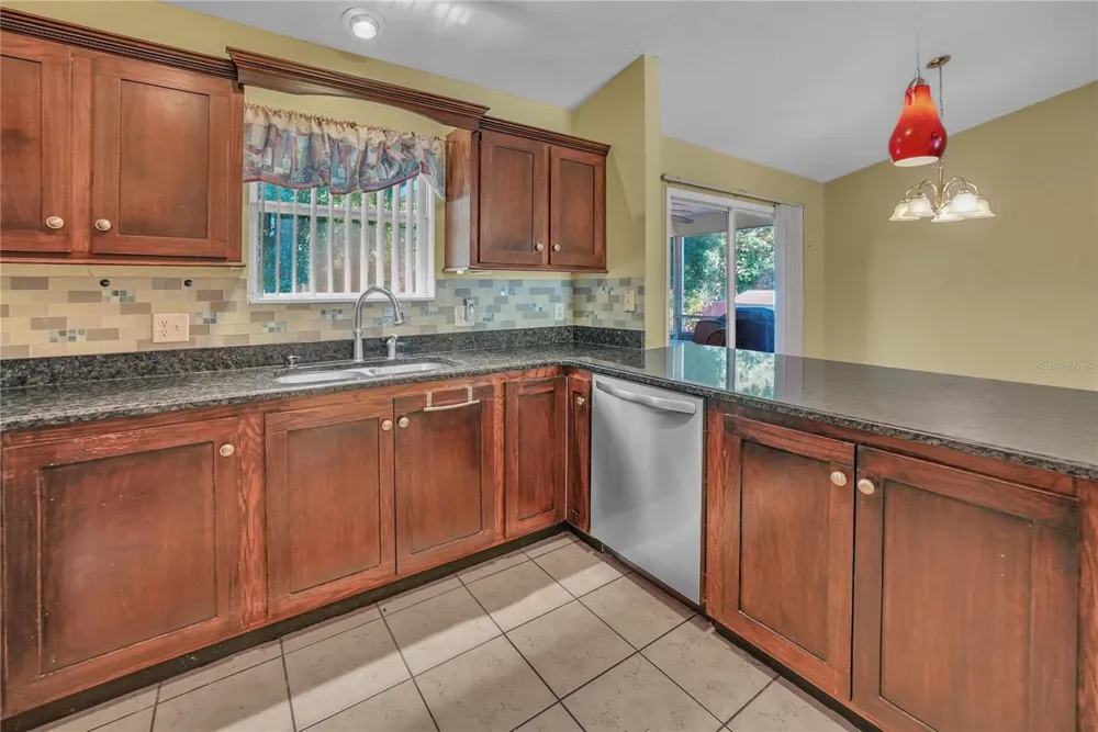 3624 TROUT AVENUE Fruitland Park, FL 34731