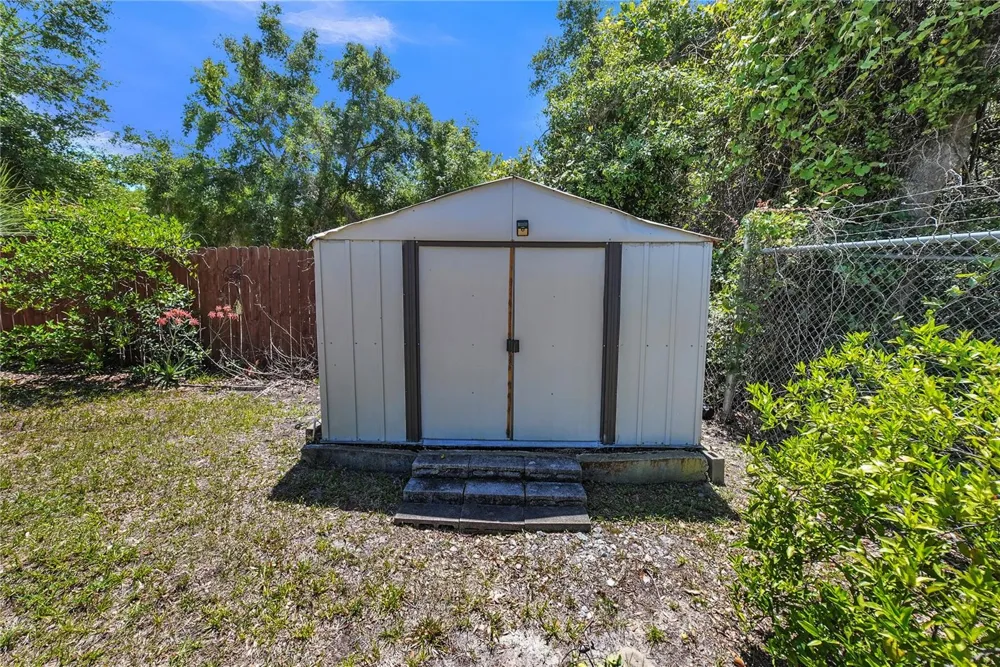 3624 TROUT AVENUE Fruitland Park, FL 34731
