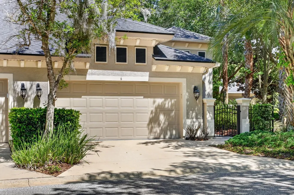 6 RIVER POINT DRIVE Palm Coast, FL 32137