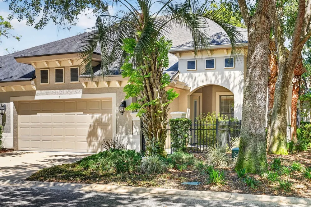 6 RIVER POINT DRIVE Palm Coast, FL 32137