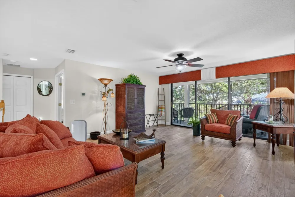 6 RIVER POINT DRIVE Palm Coast, FL 32137