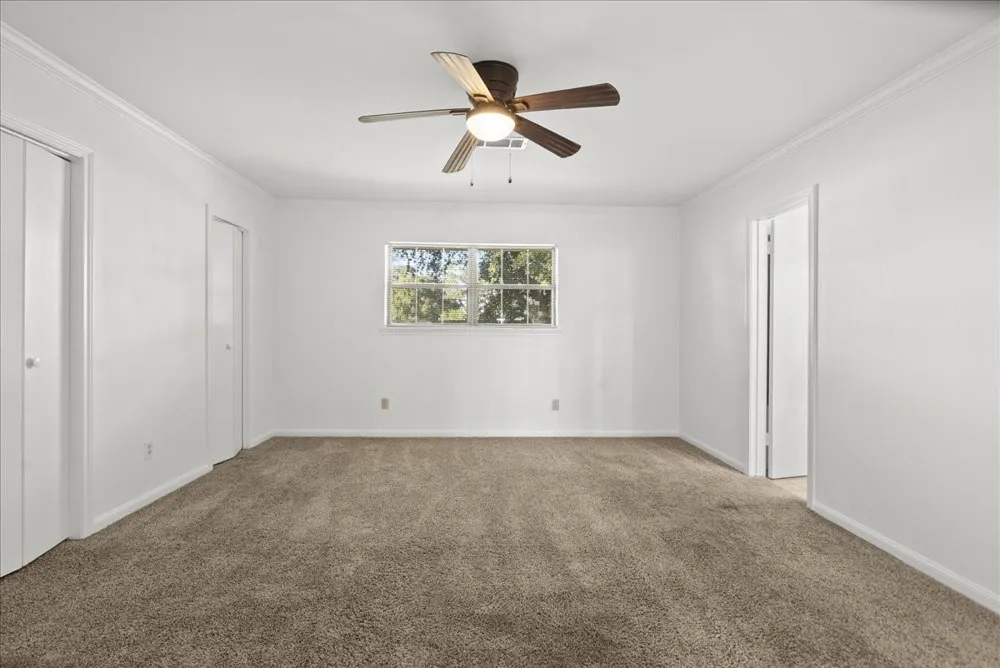105 Alice Street Anahuac, TX 77514