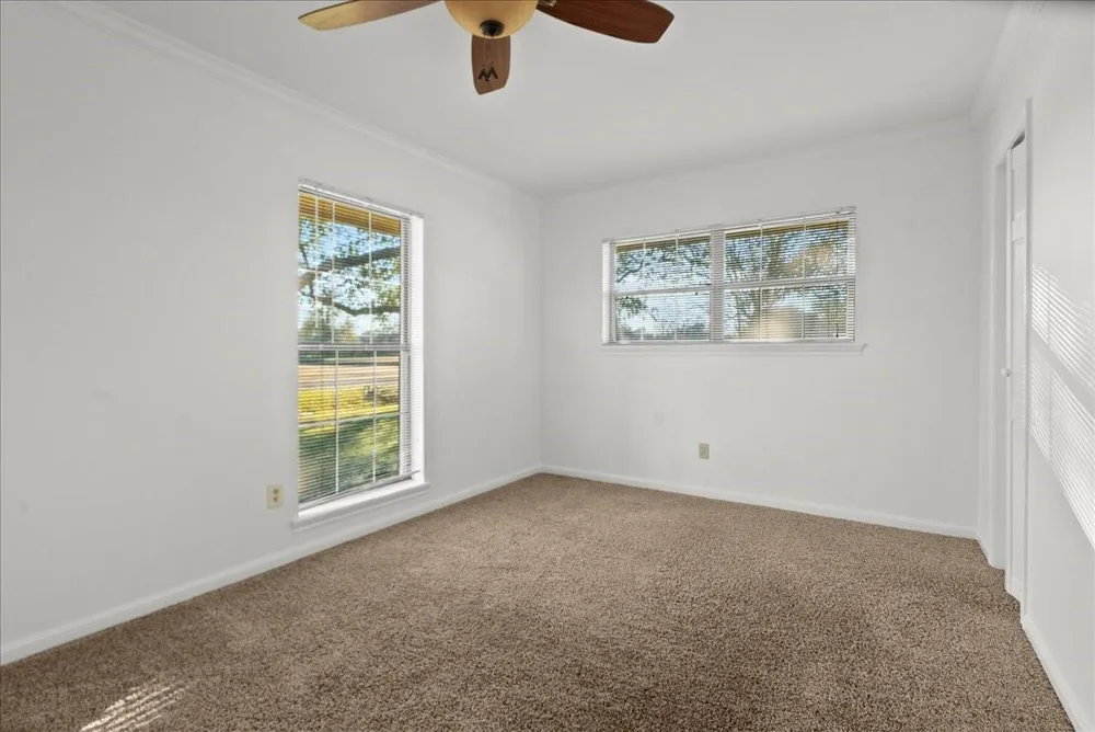 105 Alice Street Anahuac, TX 77514