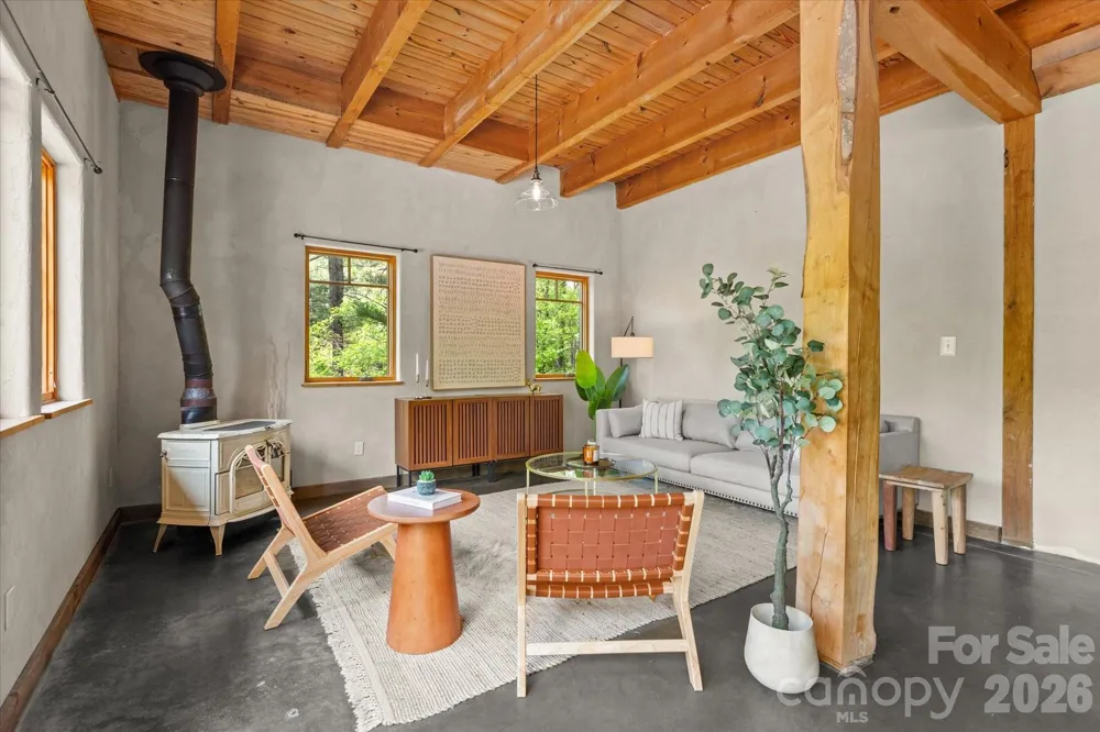 3151 Lumptown Road Marshall, NC 28753
