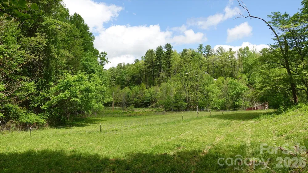 3151 Lumptown Road Marshall, NC 28753