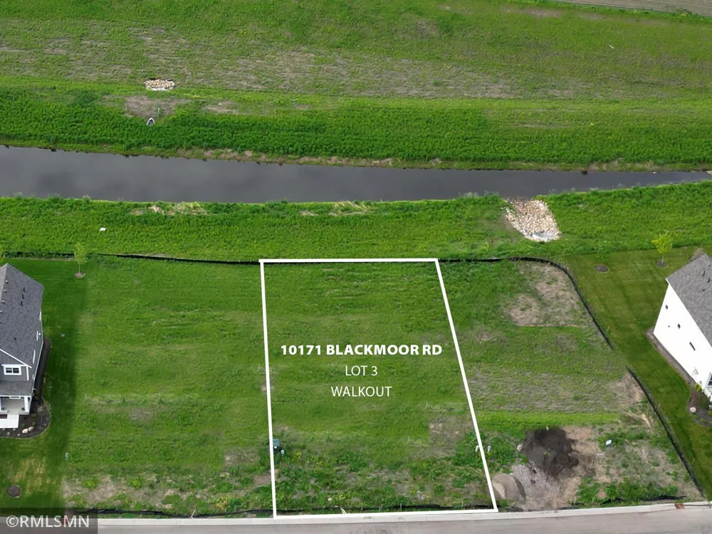 10171 Blackmoor Road Woodbury, MN 55129