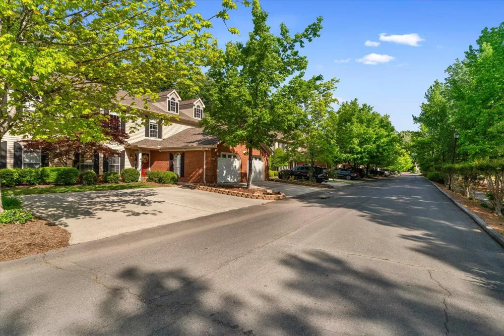 1705 Willow Oak Lane Dalton, GA 30721