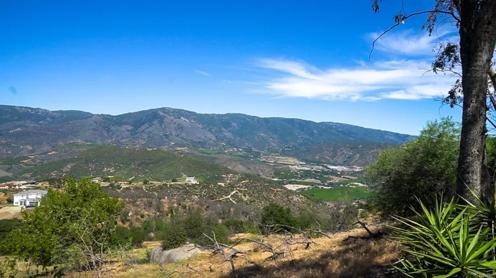 4 Rim Of The Valley Valley Center, CA 92082