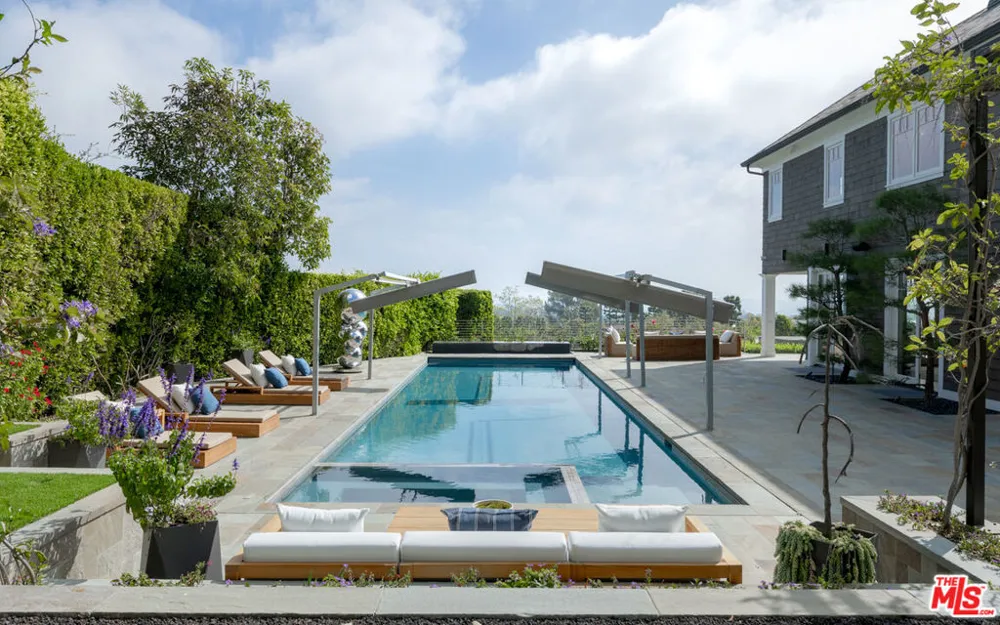 1722 San Remo Drive Pacific Palisades, CA 90272