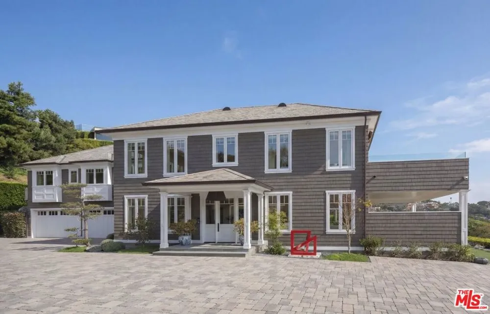 1722 San Remo Drive Pacific Palisades, CA 90272