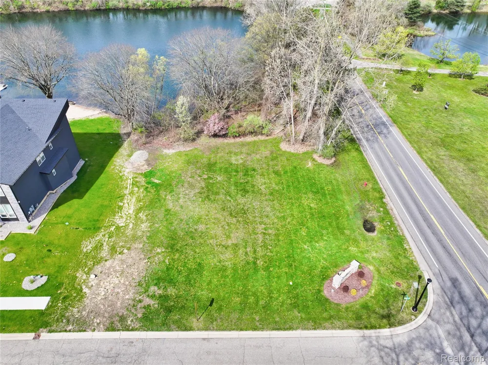 2745 Maritime Drive Delhi Charter Township, MI 48911