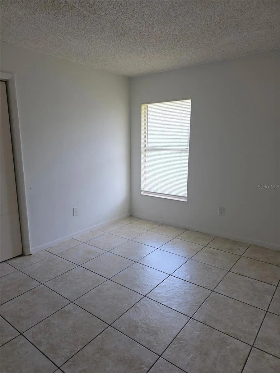 921 W OAK RIDGE ROAD #C Orlando, FL 32809