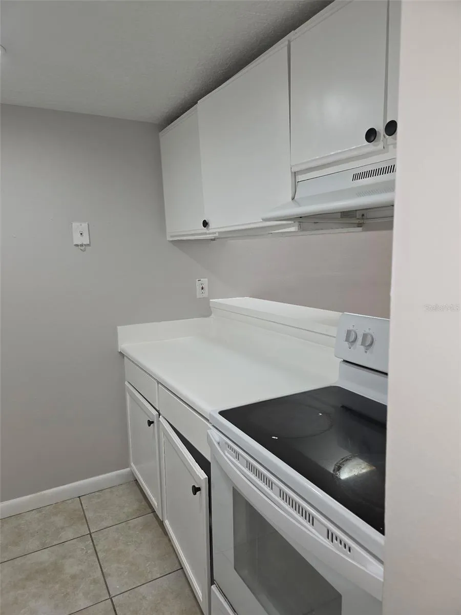 921 W OAK RIDGE ROAD #C Orlando, FL 32809