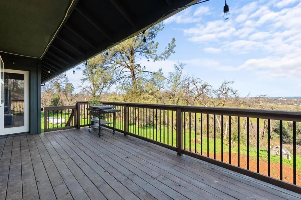 19789 Weide Way Anderson, CA 96007
