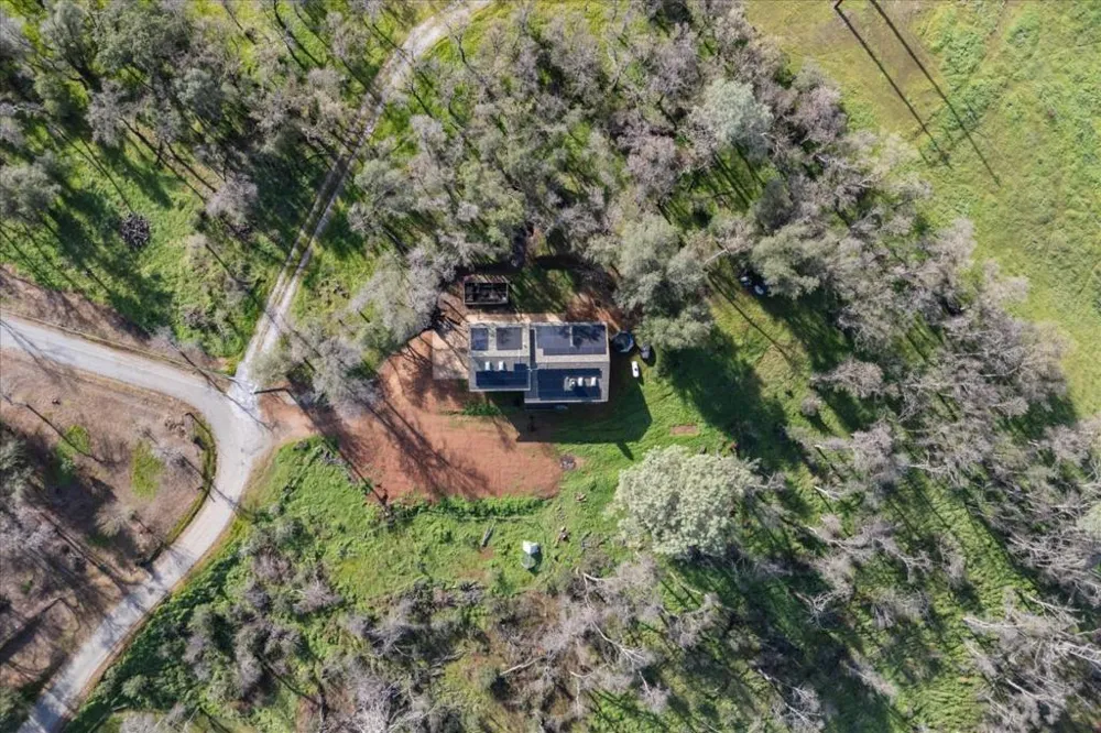 19789 Weide Way Anderson, CA 96007