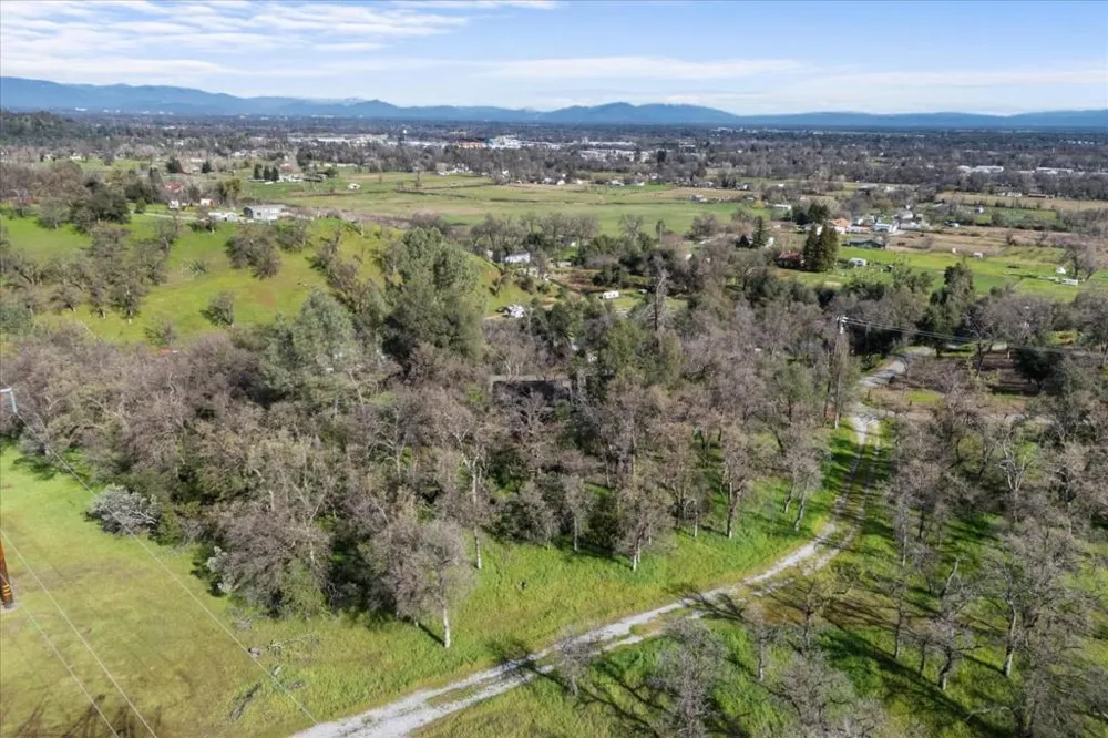 19789 Weide Way Anderson, CA 96007
